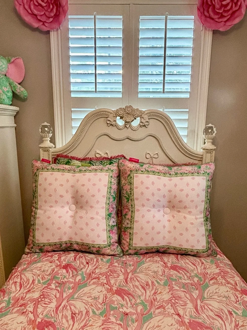 Set of 2 Lilly Pulitzer Via Amore Spritzer indoor/outdoor pillows 20x20